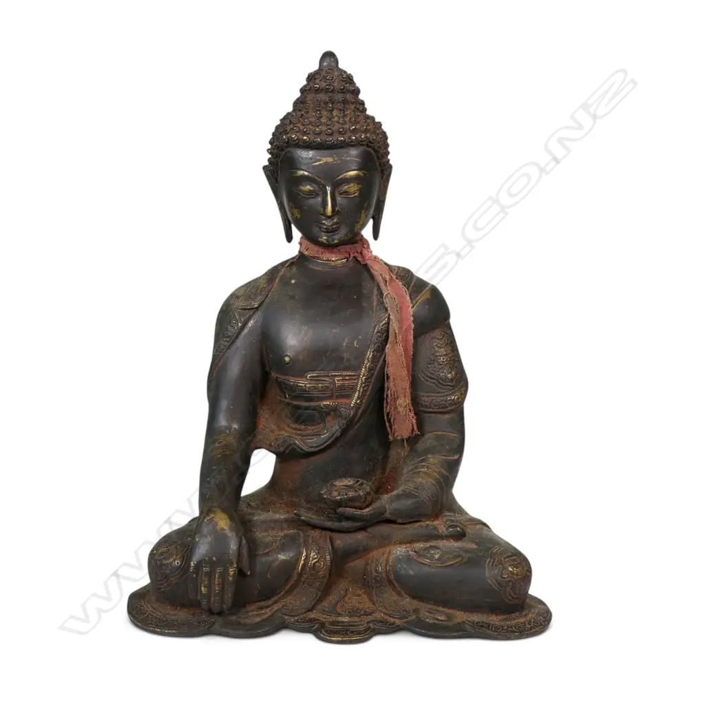 HEAVY SINO-TIBETAN STYLE BRONZED SHAKYAMUNI MEDITATIVE BUDDHA HOLDING A PATRA(BEGGING BOWL), REDDISH PATINA, 260 X 370MM Image 1++