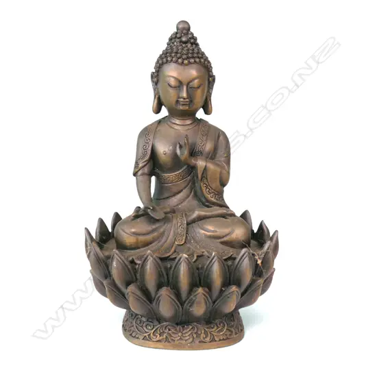 SINO-TIBETAN STYLE BRONZED MEDITATIVE BUDDHA SEATED ON A CARVED LOTUS PEDESTAL,280 X 100MM