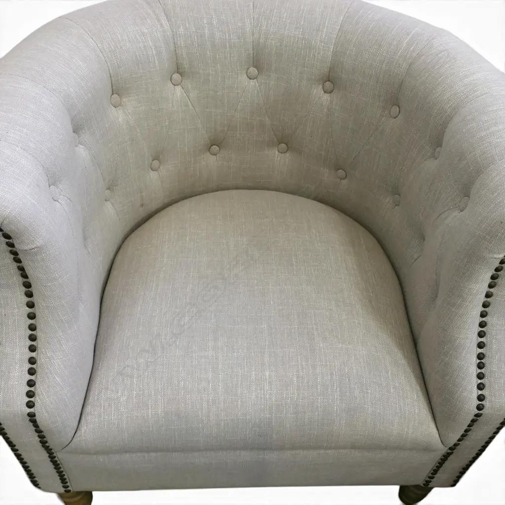 BUTTON BACK ARMCHAIR & LOVESEAT Image 1++
