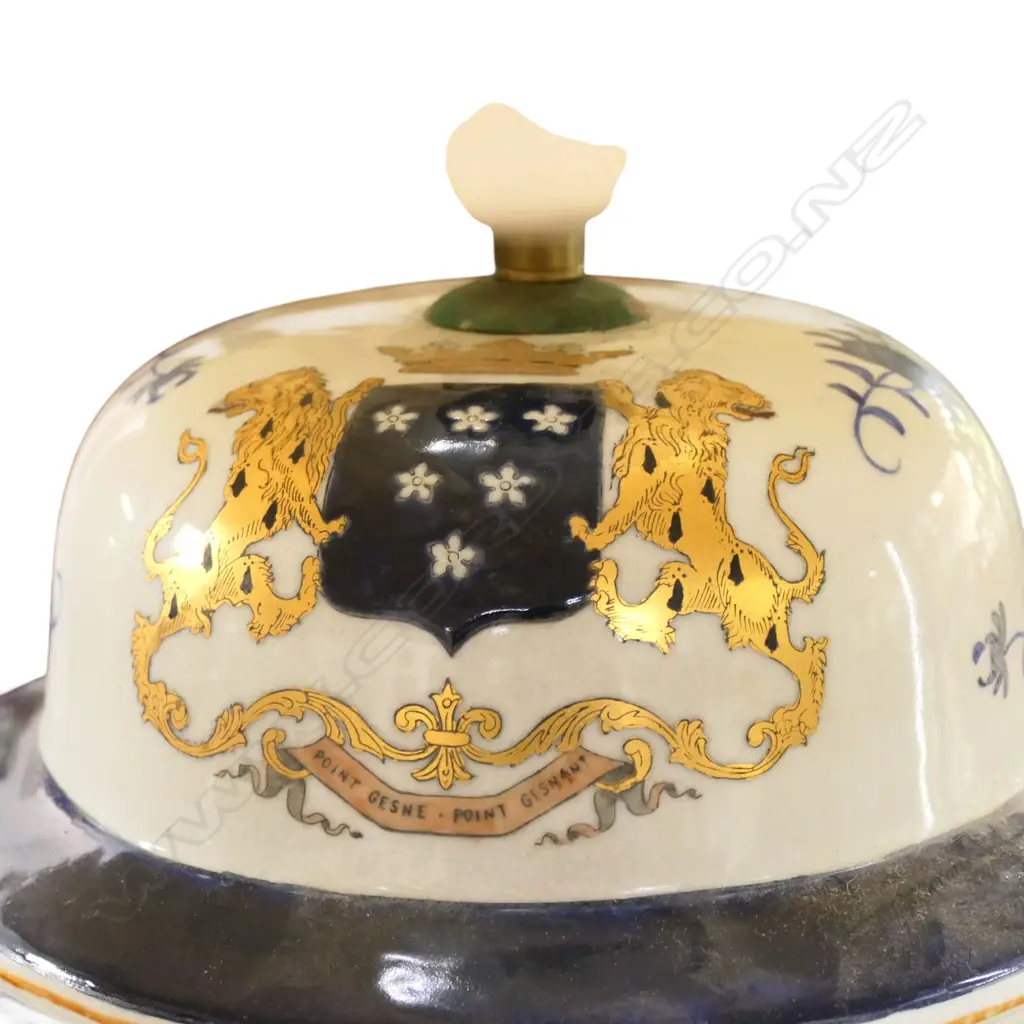 PR LG LATE 20thC CHINESE 'Famille de Lambilly' ARMORIAL BALUSTER LIDDED JAR LAMP BASE + SHADES Image 1++
