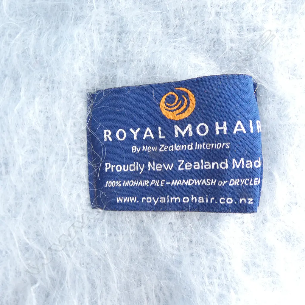 ROYAL MOHAIR PALE BLUE BLANKET  Image 1++