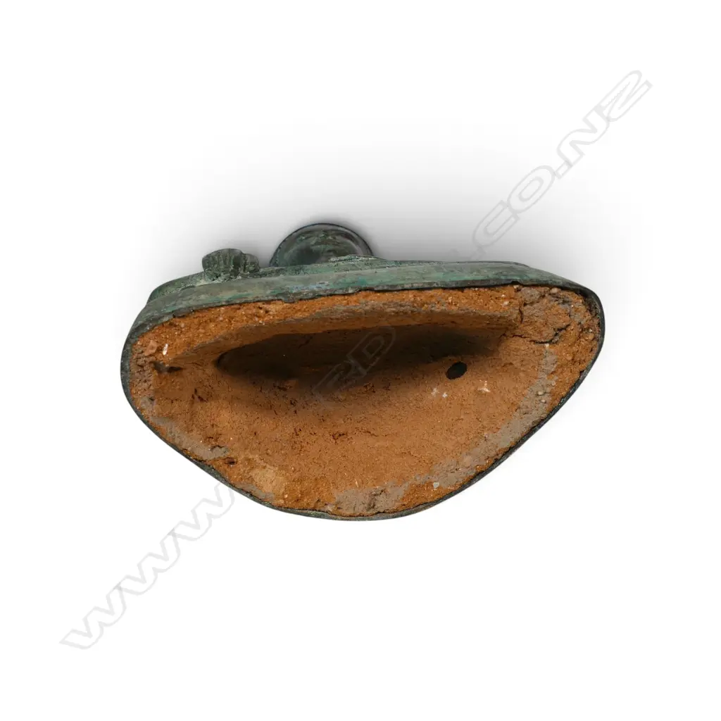 HEAVY SOUTHEAST ASIAN BRONZE STATUE OF BUDDHA SEATING IN THE THAI STYLE U THONG, BASE FILLED WITH CLAY, 222 X 500MM Image 1++