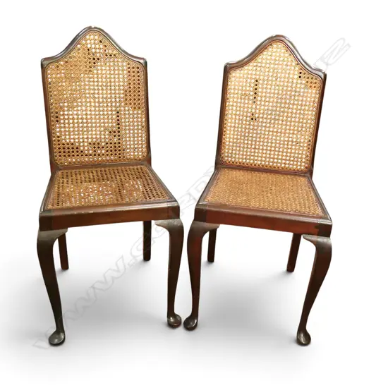 2 CHAIRS