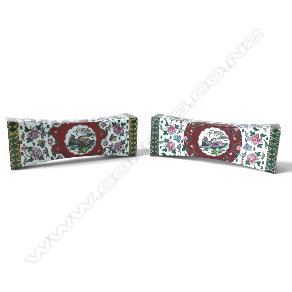PR CHINESE FAMILLE ROSE HEAD RESTS, L.300mm Image 1++