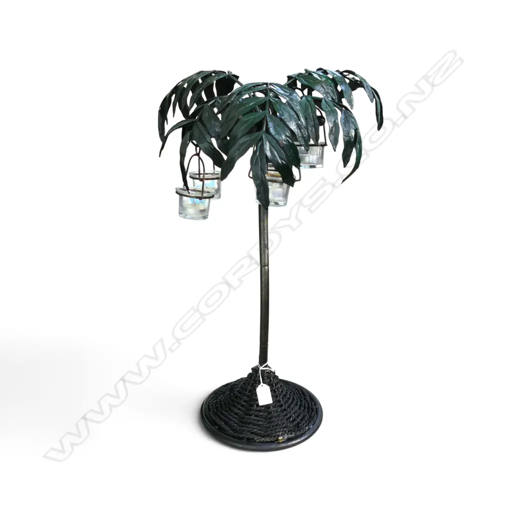 PALM FORM CANDLE LIGHT. H.620MM Image 1++