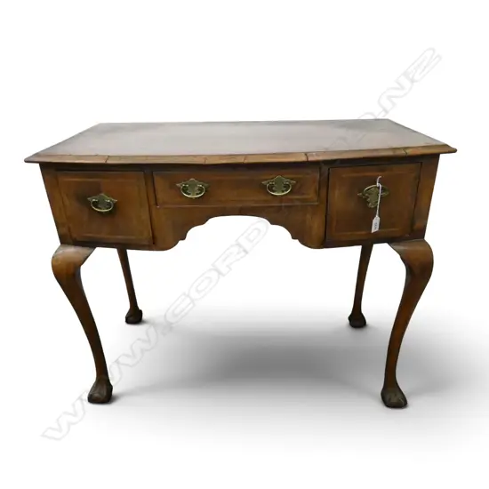 LATE 19C GEORGIAN STYLE 3 DRAWER WALNUT SIDE TABLE W920mm X H 730mm requires some attention