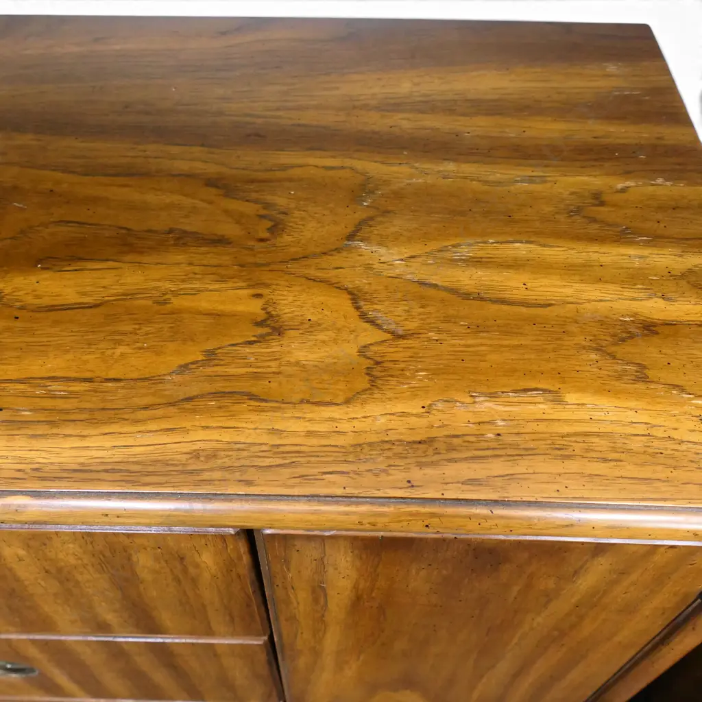 CABINET 'ACCOLADE BY DREXEL' 1080x485x900mm Image 1++