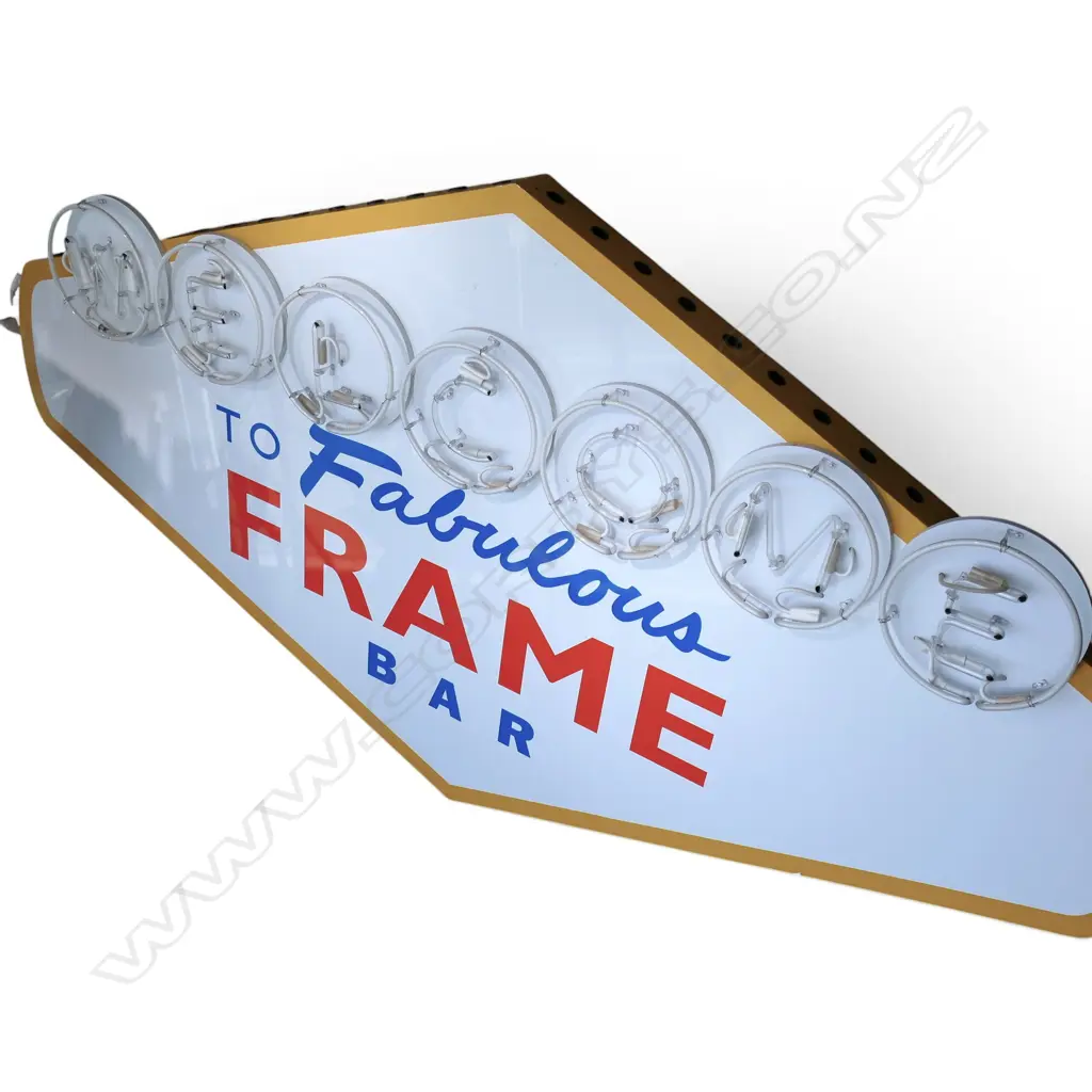 LG LAS VEGAS STYLE NEON SIGN 'WELCOME TO FABULOUS FRAME BAR' 2800x180x1520mm Image 1++