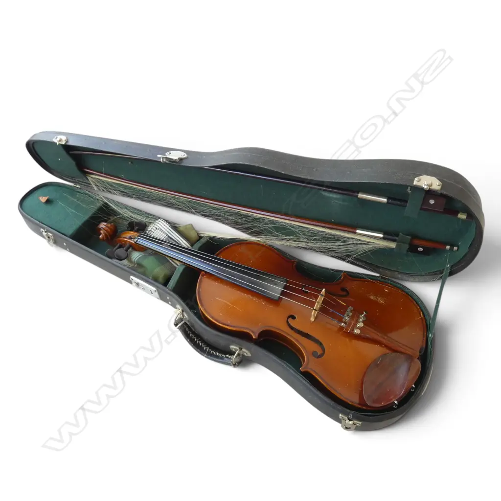 CASED VIOLIN & 2 BOWS L770MM Image 1++