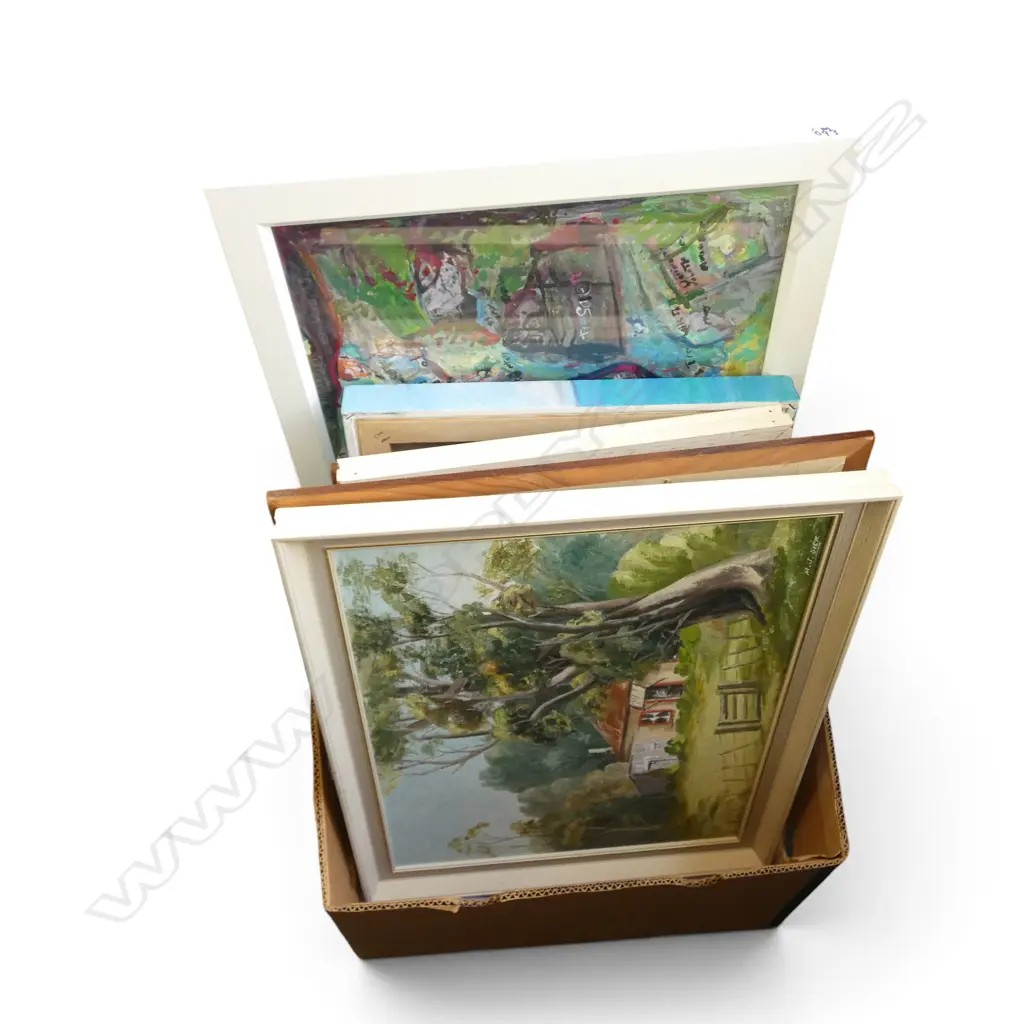 BOX LOT OF ASSORTED ARTWORKS  Image 1++