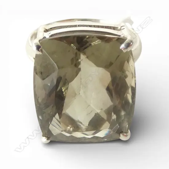 SILVER & PRASIOLITE RING SIZE P