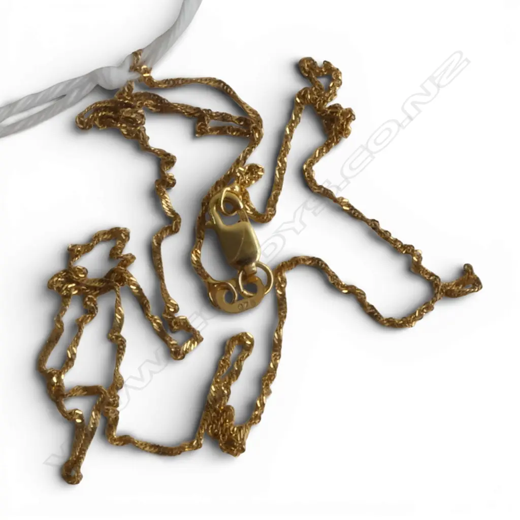 10ct YELLOW GOLD fine link NECK CHAIN. L.480mm. 0.9gms Image 1++