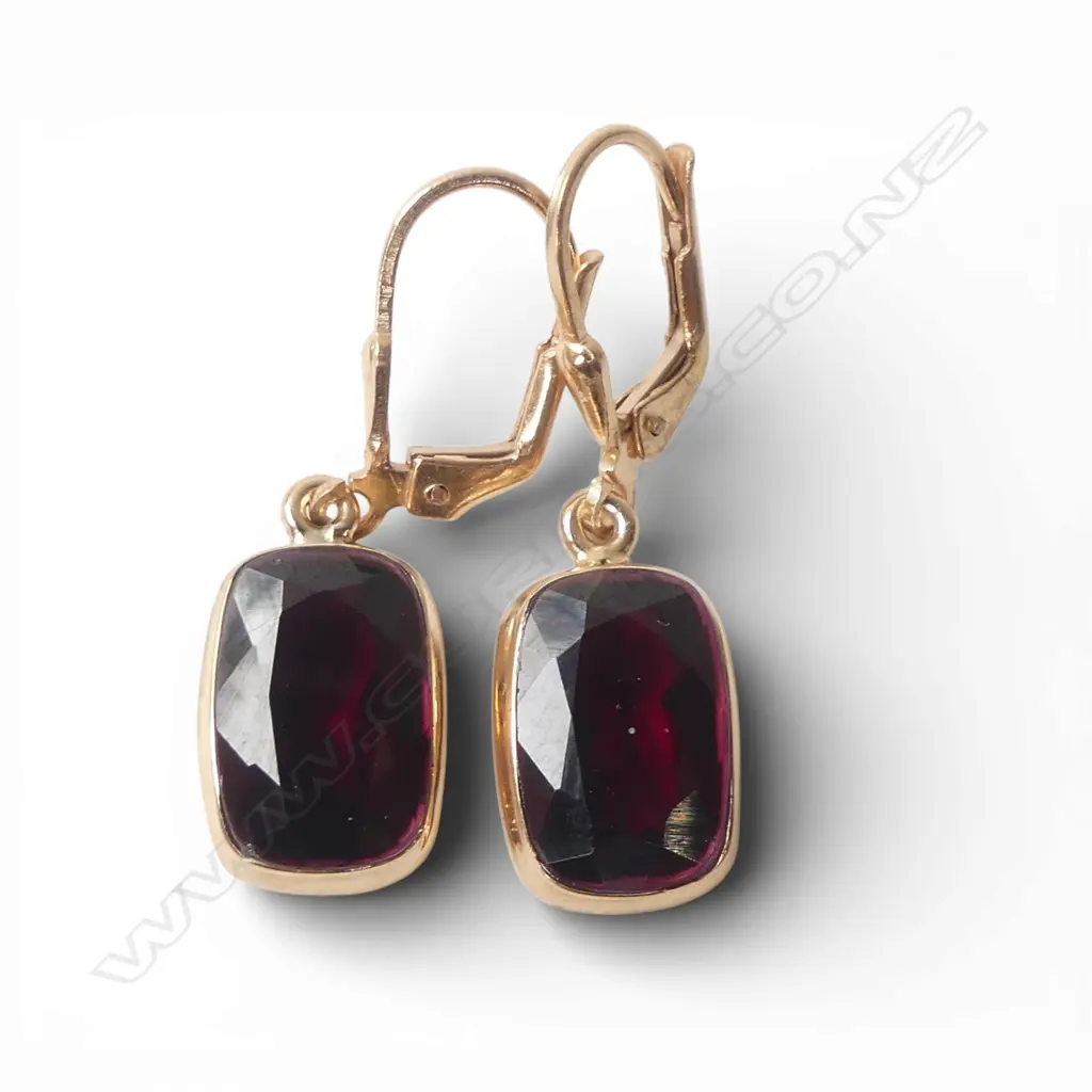 PR SIVER GILT & GARNET EARRINGS Image 1++
