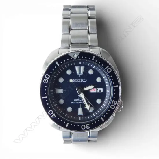 SEIKO PROSPEX AUTOMATIC DIVERS 200m WRISTWATCH box w. 4 links, booklet, card & box