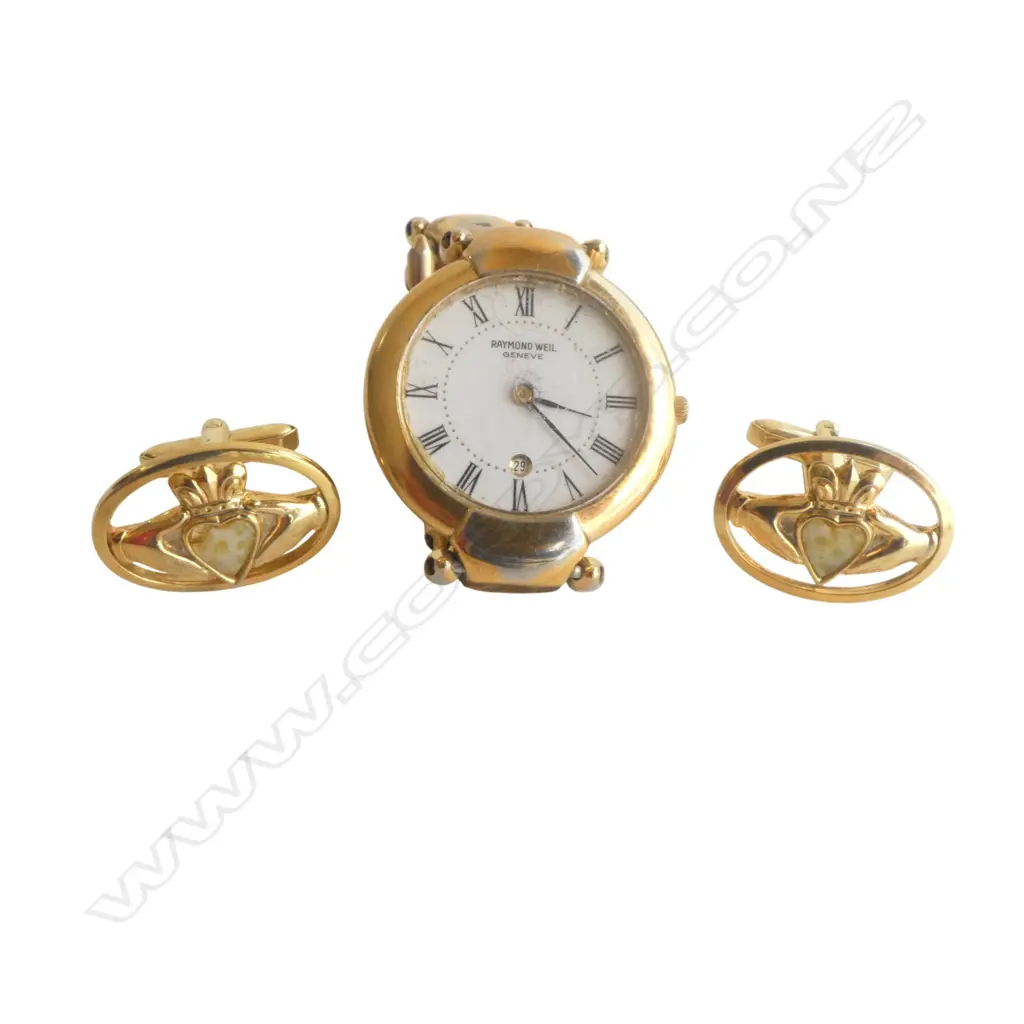 18ct GP RAYMOND WEIL LADIES WRISTWATCH, PR CASED CUFFLINKS WITH CLADDAGH MOTIF Image 1++