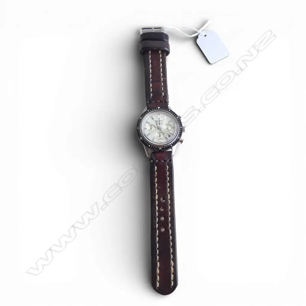 SEIKO CHRONOGRAPH 55th ANNIVERSARY 'PRESAGE' WRISTWATCH Ltd. Ed. 96/1000 w. custom strap, booklet, card & shop display Image 1++