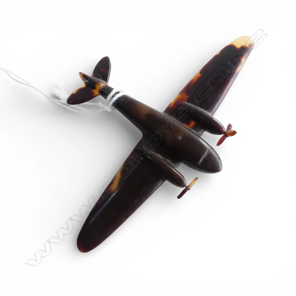 VINTAGE TORTOISESHELL AEROPLANE BROOCH 95x60mm; ONE PROPELLOR AF Image 1++