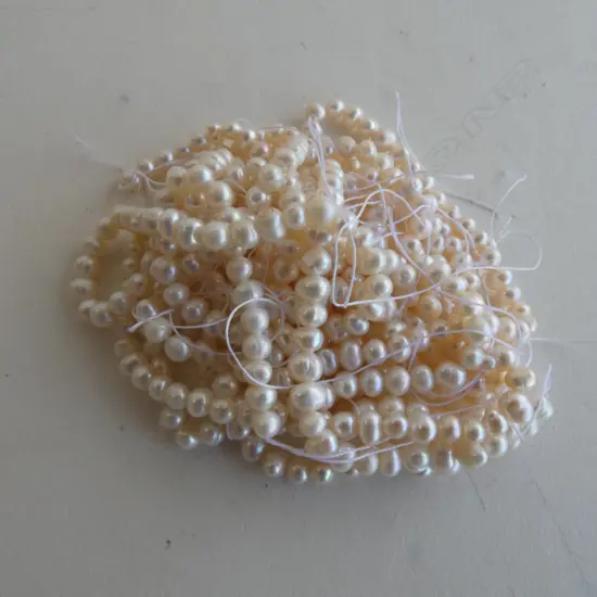 6 STRANDS FRESHWATER PEARLS, L.370mm x 4.5mm