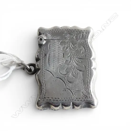 EDWARDIAN SILVER Birmingham 1902 silver engraved vesta w suspension loop 21gms