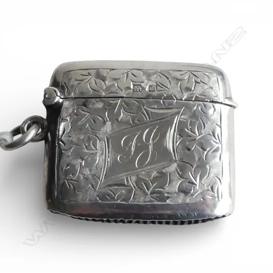 SILVER Birmingham 1911 silver engraved vesta w suspension loop 14.4gms
