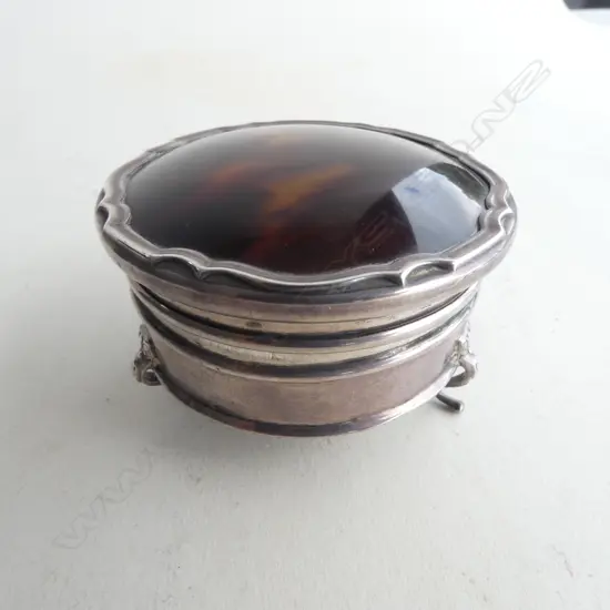 **RTV**SILVER TORTOISE SHELL TOPPED RING BOX, BIRM.1920, 102gm