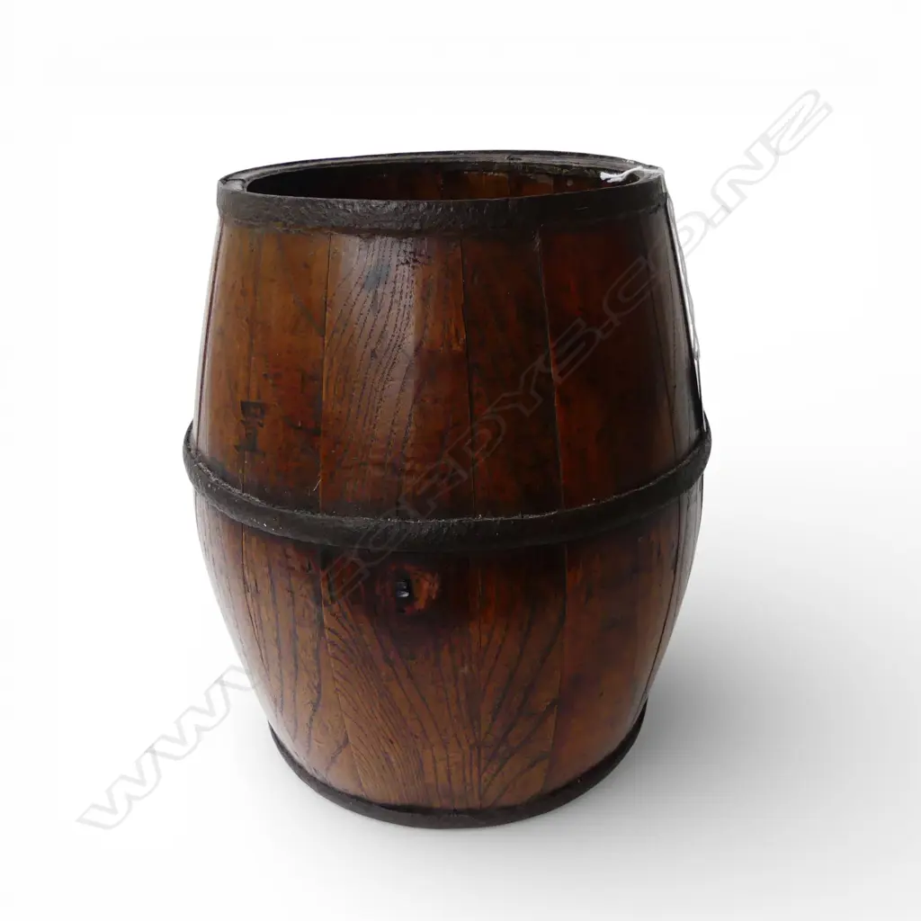 JAPANESE IRON BOUND BARREL H.300mm Image 1++