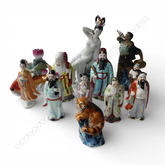 12 CHINESE FIGURES 