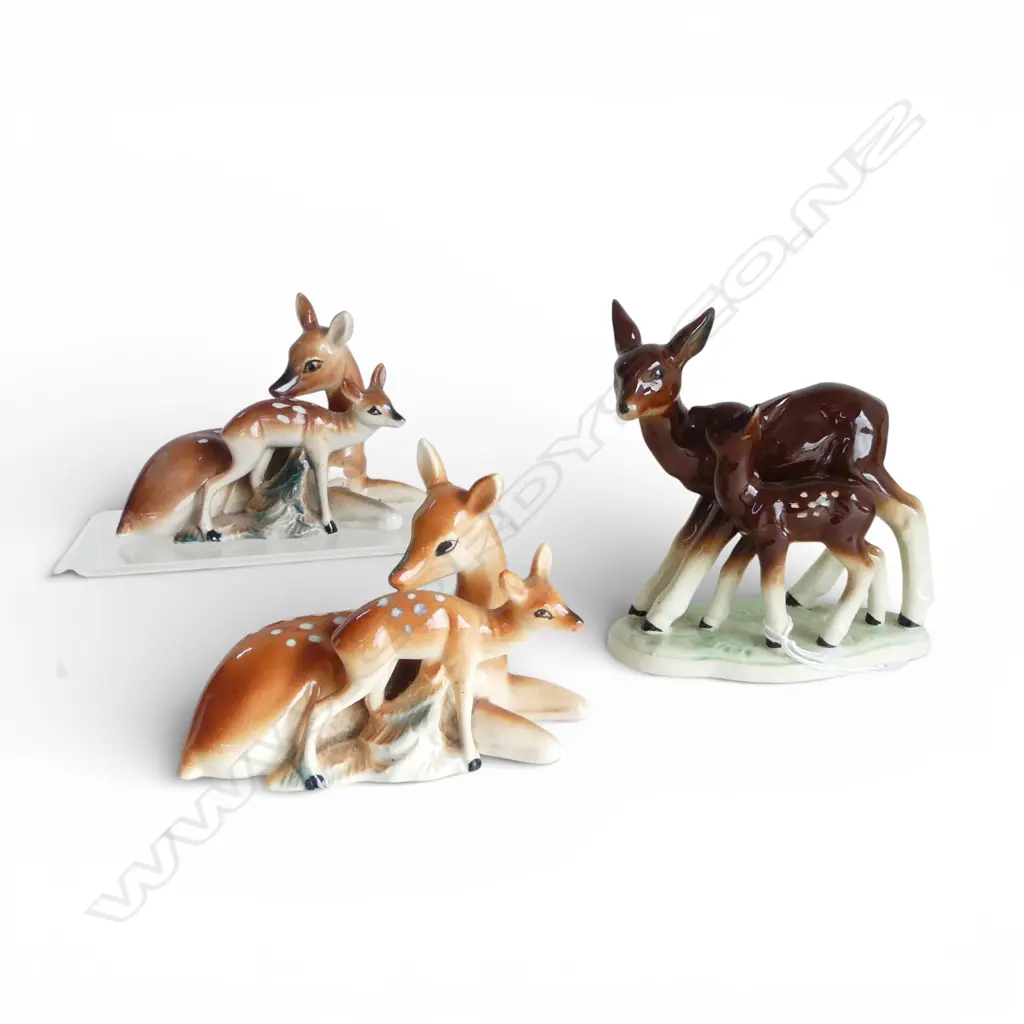 3 DEER w FAWN FIGURINES, 150 X 130mm tallest, tan one repaired Image 1++