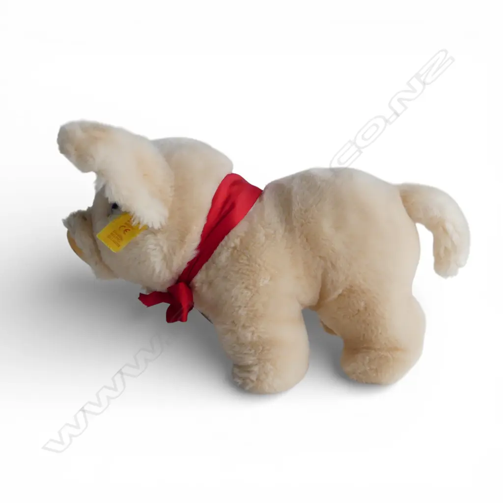 VINTAGE STEIFF 'DROLLY' THE PIG WITH EAR FLAG AND LABEL, 170mm (H) Image 1++