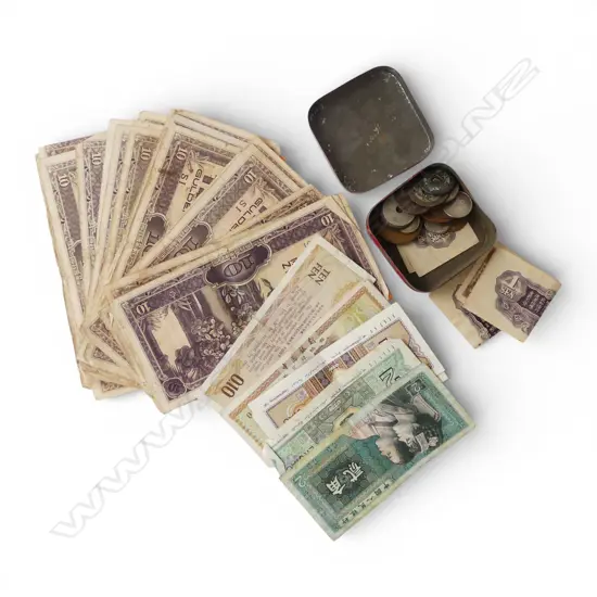 VINTAGE ORIENTAL BANK NOTES & COINS