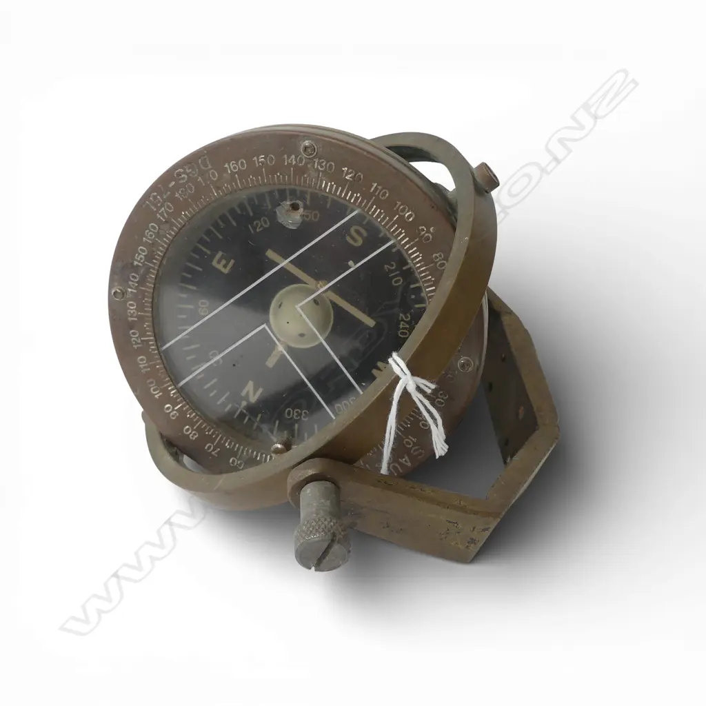 VINTAGE BRASS CASED GIMBALLED COMPASS. Dial. Dia.108mm. Working Image 1++