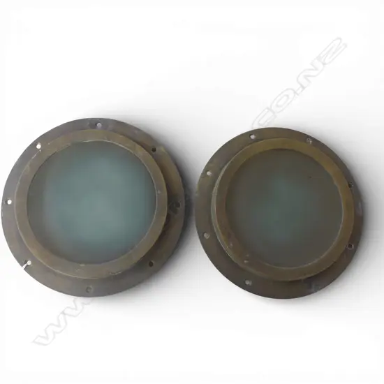 PR BRONZED METAL PORTHOLES 220mm dia