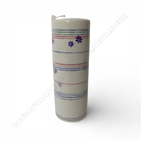 KEUM SUN LEE CYLINDER VASE, daisy detail, H.260mm