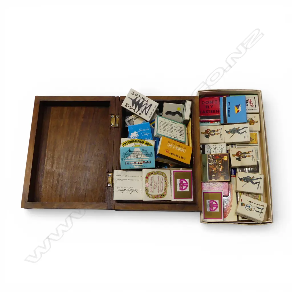 WOODEN BOX W.205mm + MATCHES COLLECTION Image 1++