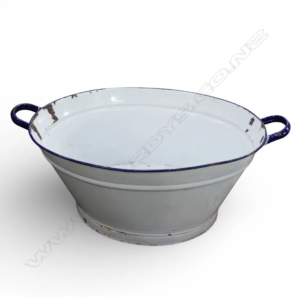 VINTAGE WHITE ENAMEL WASH BASIN W.670mm Image 1++