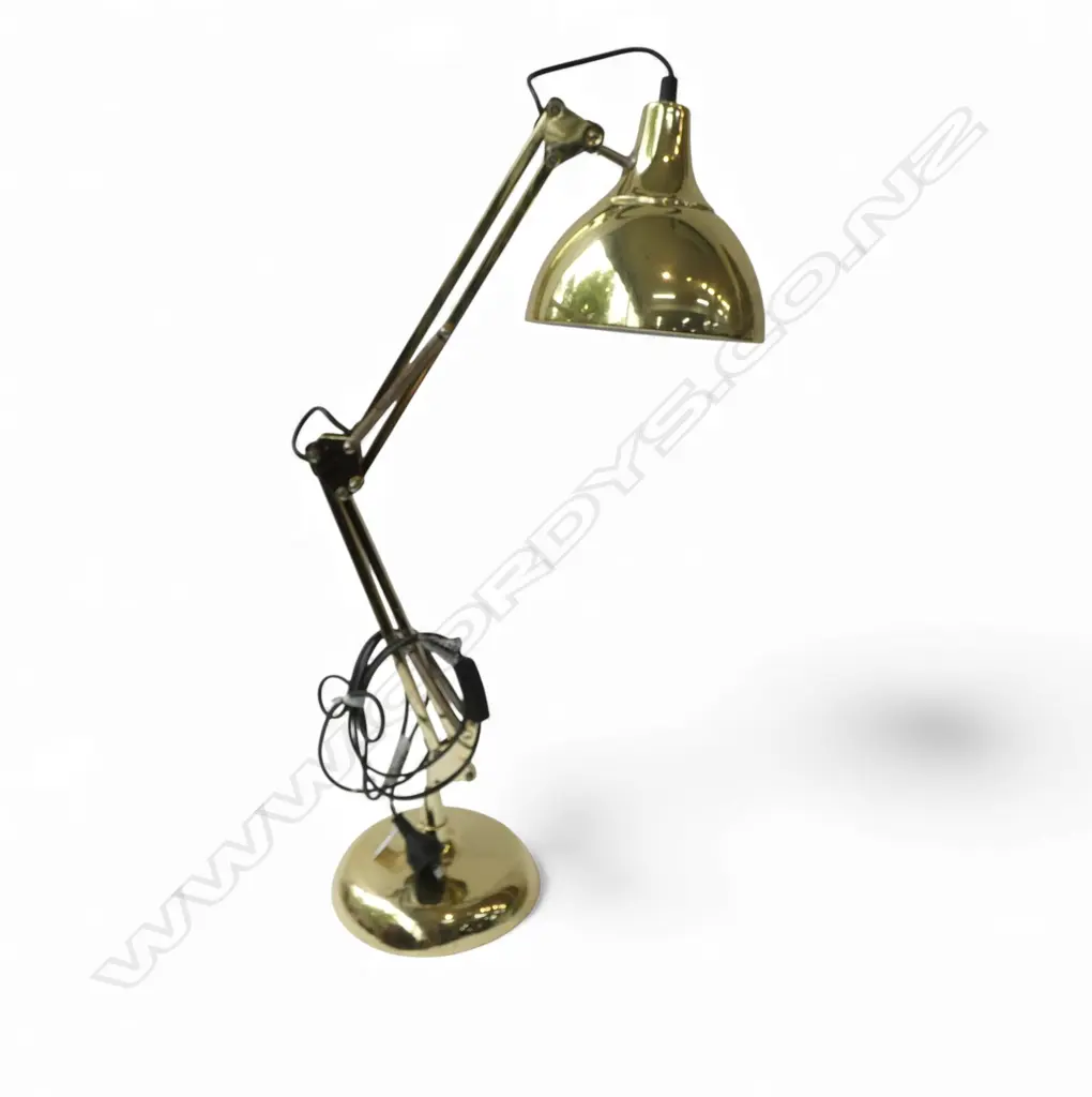 A GOLD ANGLEPOISE STYLE LAMP, H.740MM Image 1++