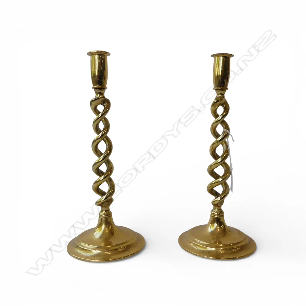 PR BARLEY TWIST BRASS CANDLESTICKS H.310mm Image 1++
