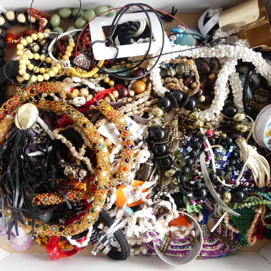 ASST. COSTUME JEWELLERY