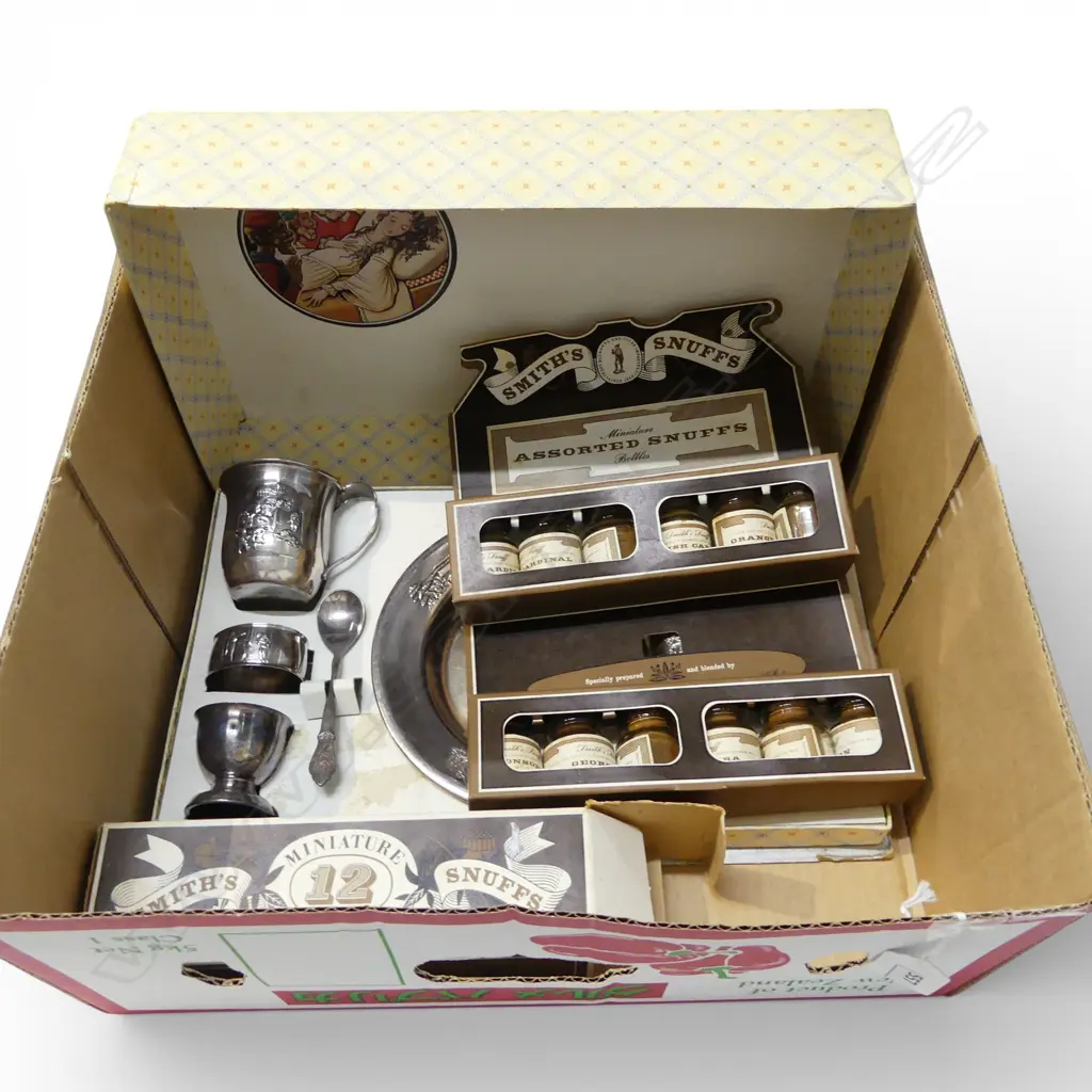 VINTAGE DISPLAY SET 12 SMITH'S SNUFFS BOTTLES & GERO ZILVIUM PLATED CHILD'S DINNER TABLE SET Image 1++