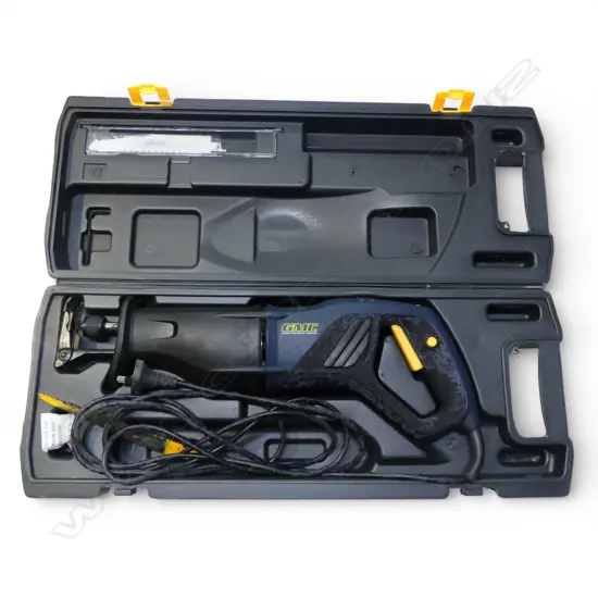 GMC 850W RECIPROCATING SAW, CASED