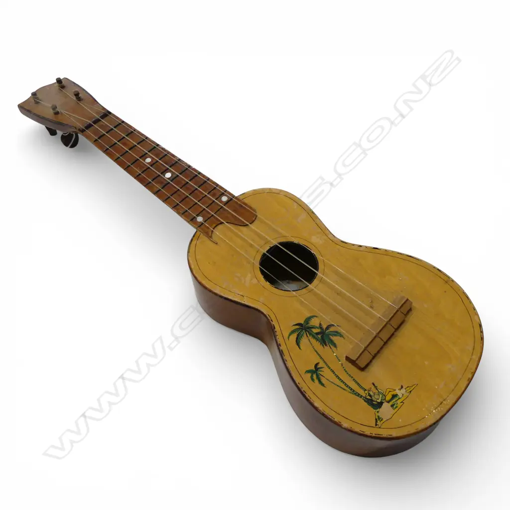 VINTAGE UKULELE L 510 MM Image 1++