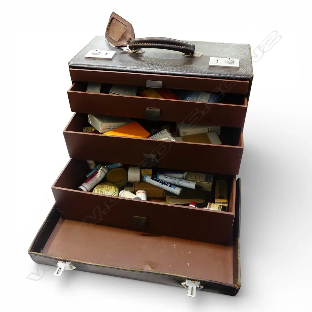VINTAGE DOCTORS HOME CALL CASED KIT 420x310x205mm Image 1++