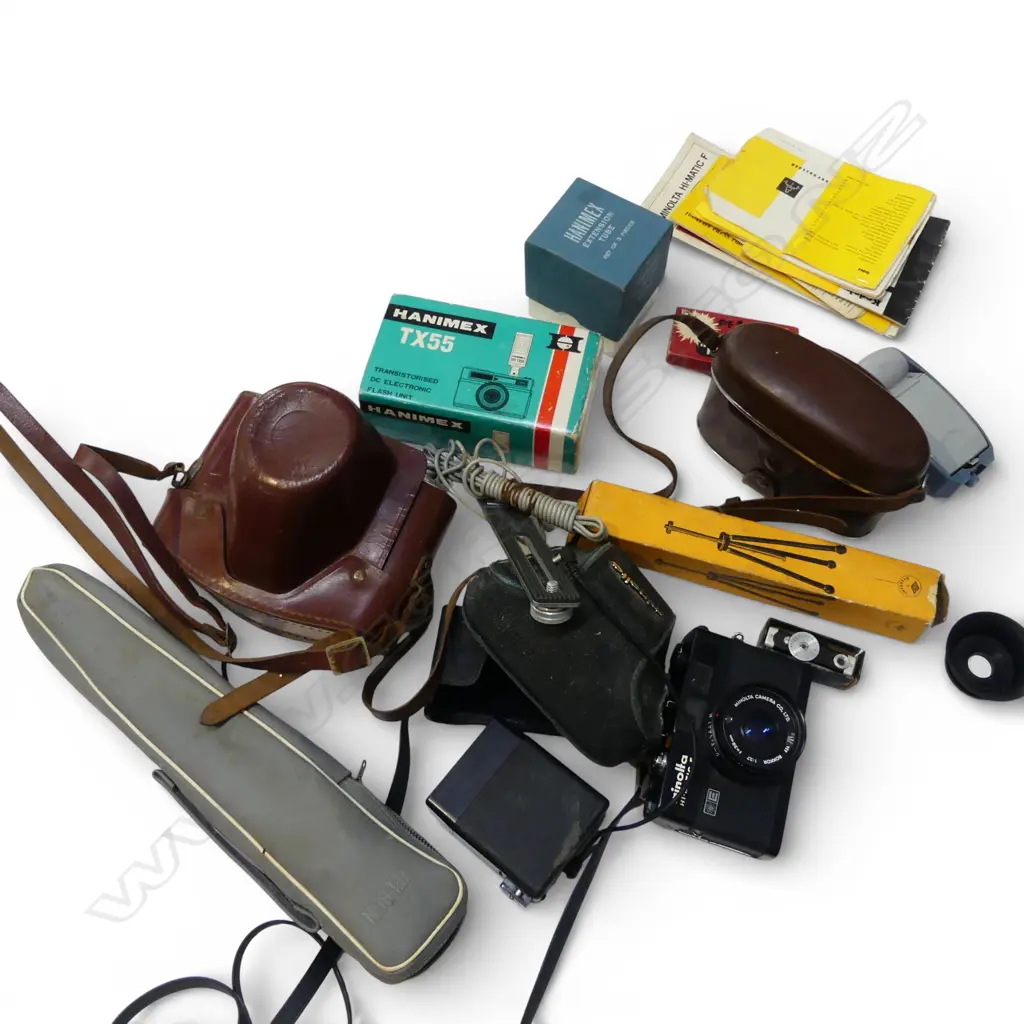 ASST. VINTAGE CAMERAS Image 1++