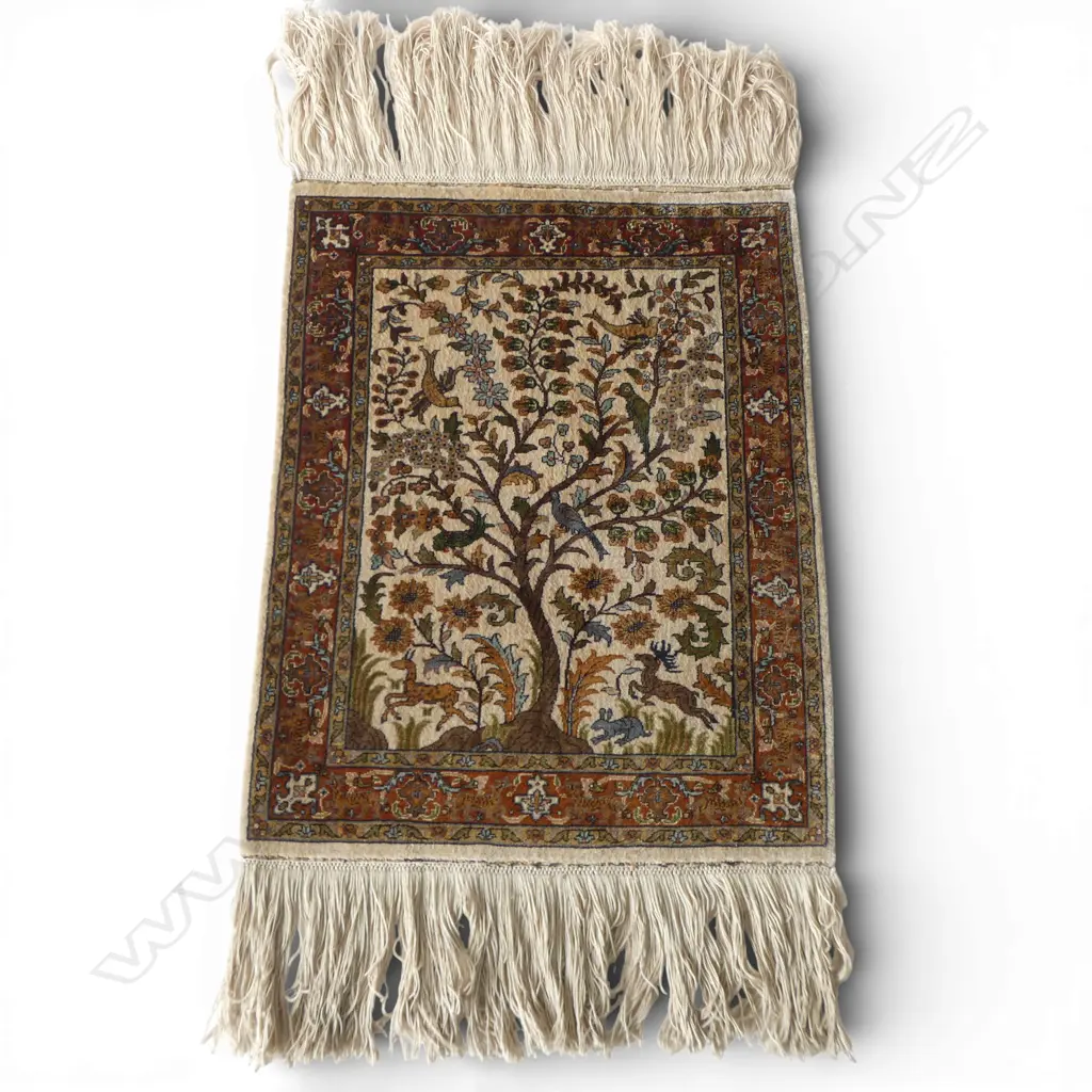 SILK PRAYER RUG WITH TREE OF LIFE PATTERN 600 X 450mm Image 1++