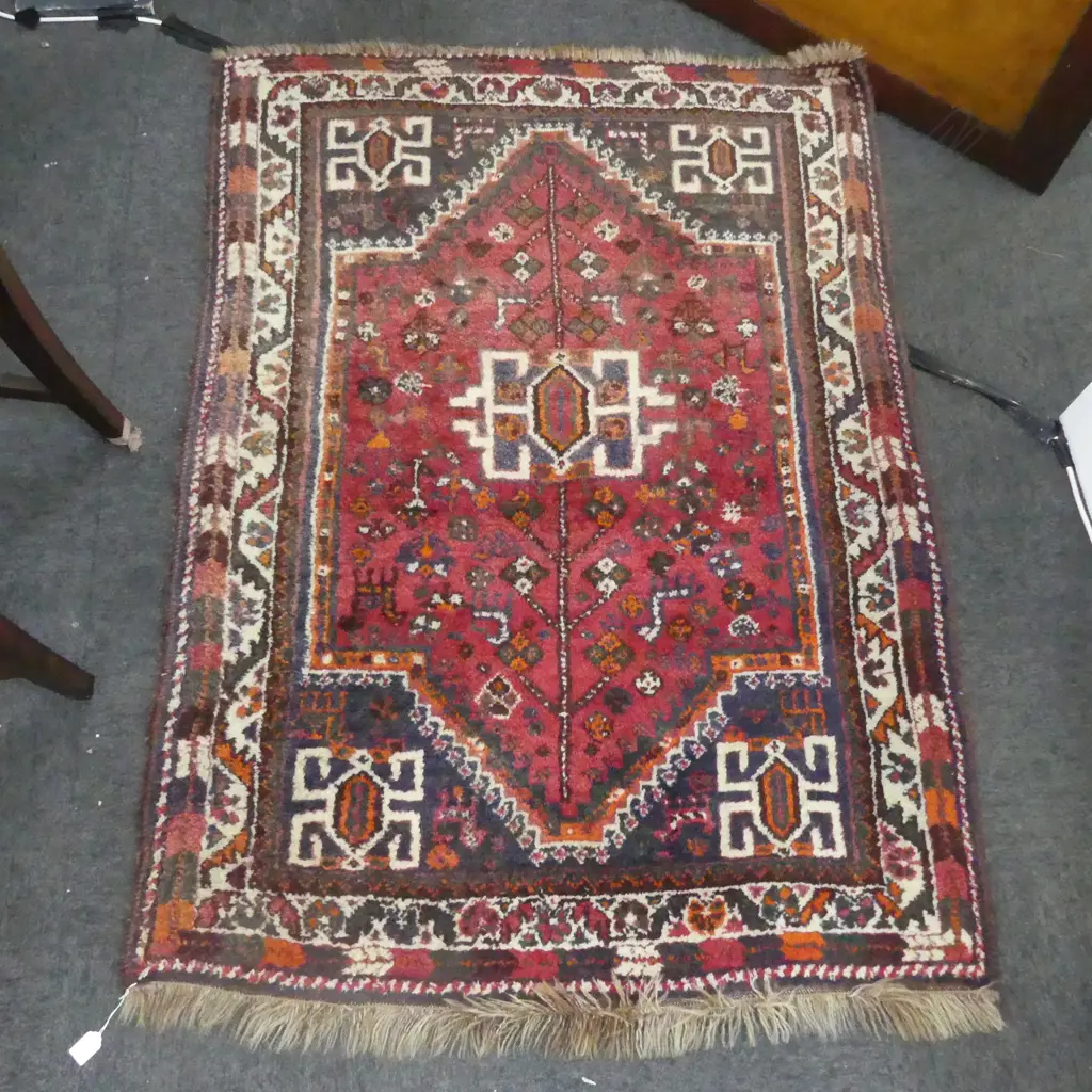 HAND KNOTTED ALL WOOL RUG 1570x1090mm Image 1++