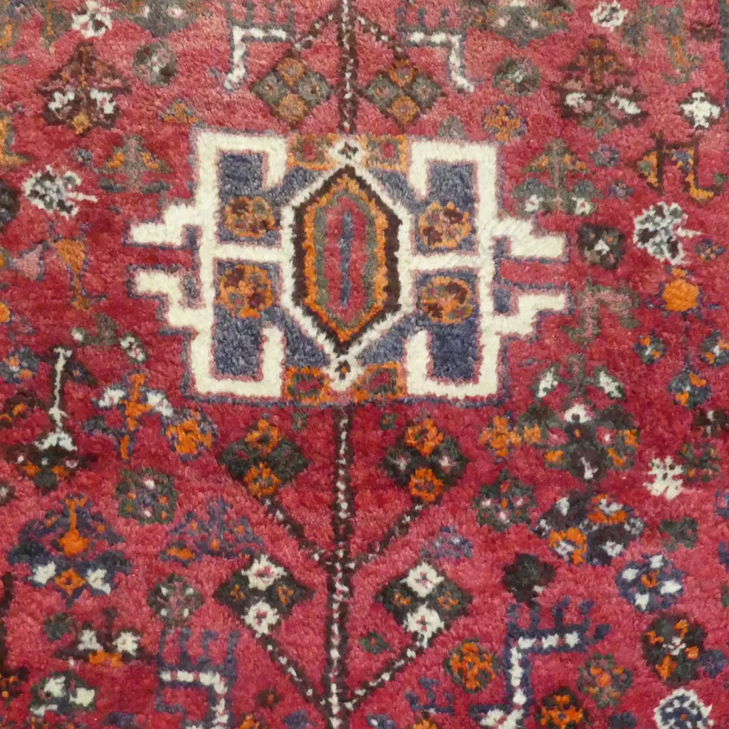 HAND KNOTTED ALL WOOL RUG 1570x1090mm Image 1++