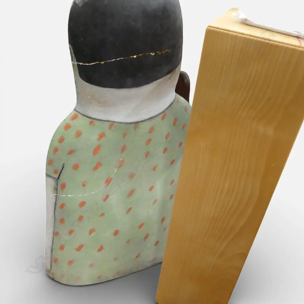 CHRISTINE THACKER STUDIO POTTERY FIGURE H.715mm REPAIRS Image 1++