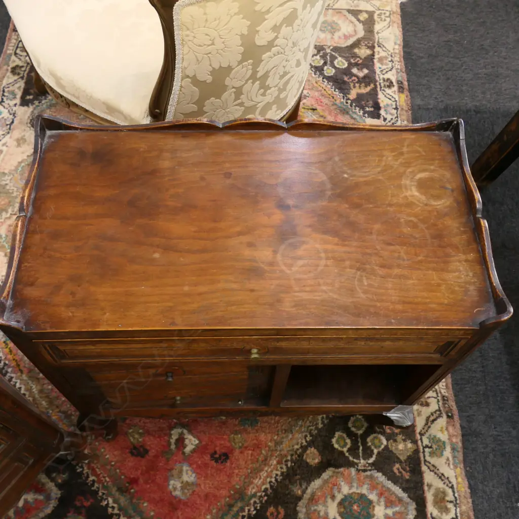 PR WOODEN FRENCH STYLE BEDSIDE DRAWERS (1 LEG REPAIRED) 590x310x630mm Image 1++