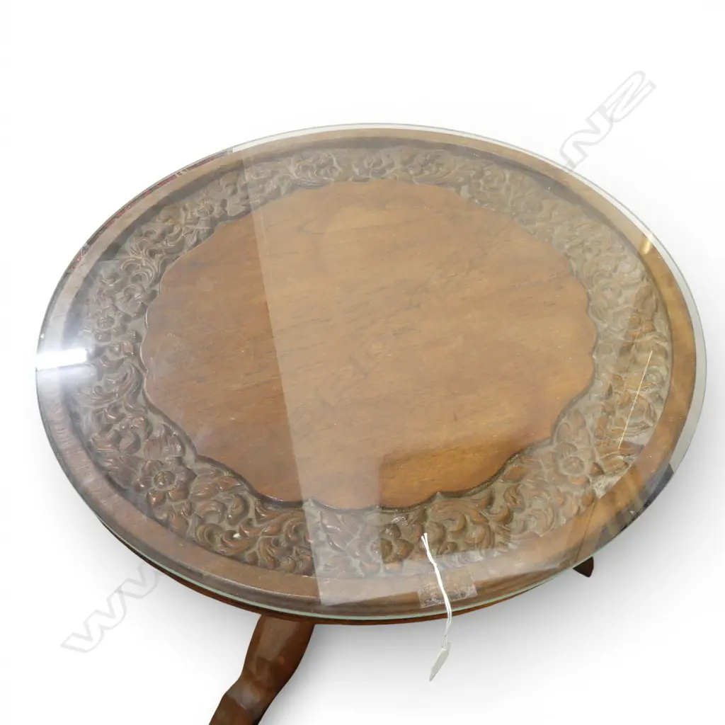 WOODEN SIDE TABLE, GLASS TOP H.570mm, 565mm dia Image 1++