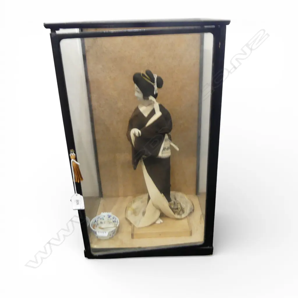 JAPANESE DOLL IN CASE AF H.540mm Image 1++
